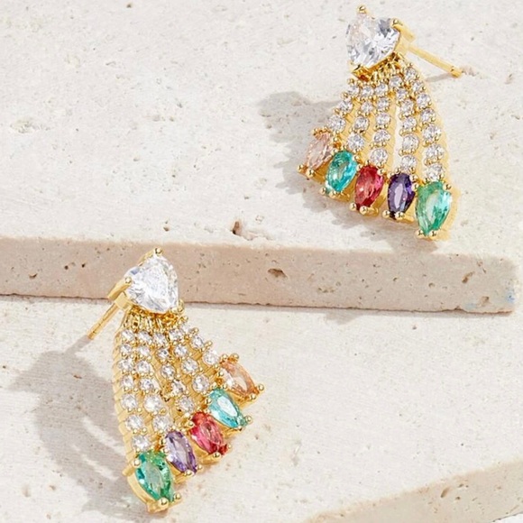 “Bursting Rainbow Heart” Multicolor Crystal Radiating Beams Gold Steel Love Stud - Picture 3 of 11